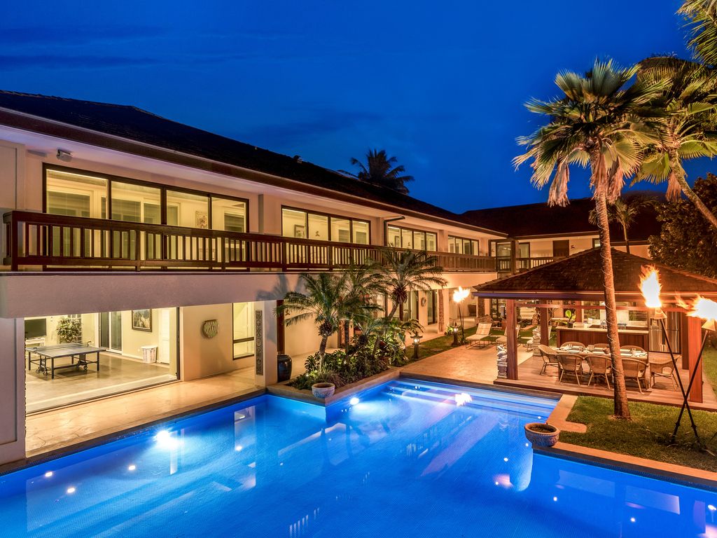 HolidayDeluxe's tweet photo. Beachfront Luxury Private Boutique Villa
from $9.500 / night
Kailua / Hawaii
Beds 12 | Baths 16 | Sleeps 60

https://t.co/eUYpKPQRuA https://t.co/w3sCxDyy3o