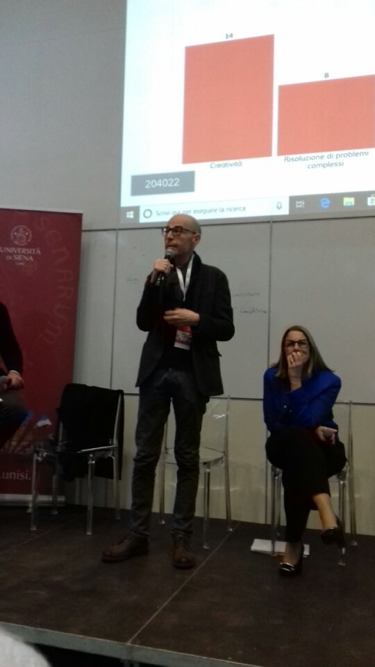 francesca_monac's tweet photo. Q&amp;A #redtopic #lofu19 @USienaAlumni @unisiena @ubes_society https://t.co/KN7oPN0iZb