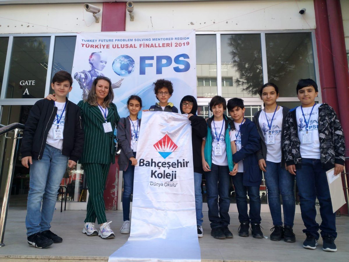 busrayargici's tweet image. Bahçeşehir Koleji Bakırköy Kampüsü olarak #FPSI Türkiye elemelerinde 80 takım 320 öğrenci arasında olmaktan gurur duyuyoruz.
@BKintOffice @bakirkoy_bk @nihalmazanoglu @BaharBrbr