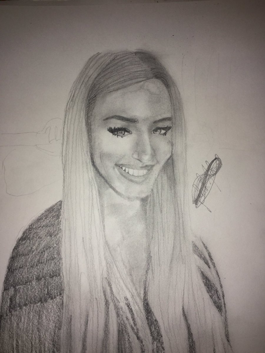 FanTrho's tweet photo. Hiii so I drew @taylorward16 for my art project it’s not perfect but I tried my best ❤️ she is sooo pretty and slays my life honestly lol 😂 @OfficialRHOCH @ITVBe @taylorward16 @dawnward4 @TanyaBardo7 @DohnalovaEster @rachellugo5 @PerlanaviaPerla @HannaMiraftab @SeemaMalhotra1 https://t.co/mh8cefcwsX