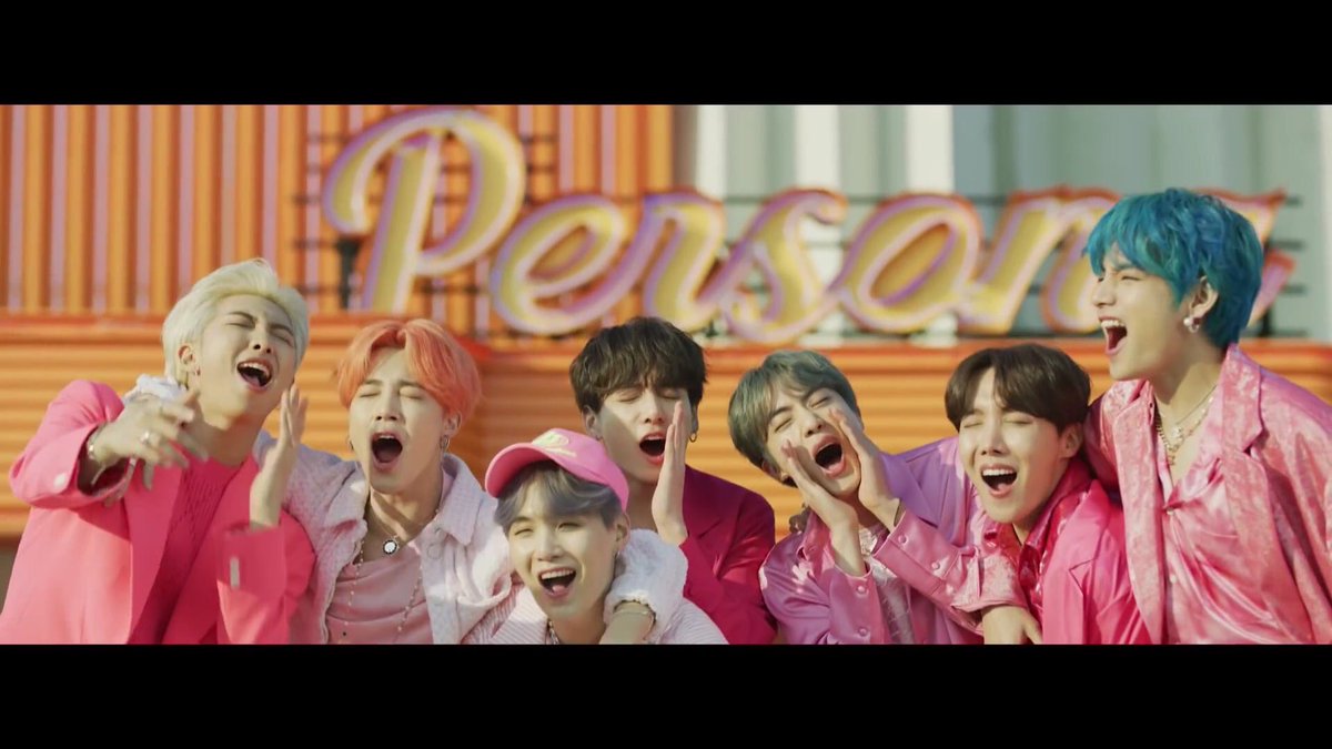 HippsMaii's tweet photo. Ami chúng ta đã làm được rồi 🥰🥰 #BoyWithLuv78M #MAP_OF_THE_SOUL_PERSONA #BTSComeback https://t.co/gKSiYQ0MOO