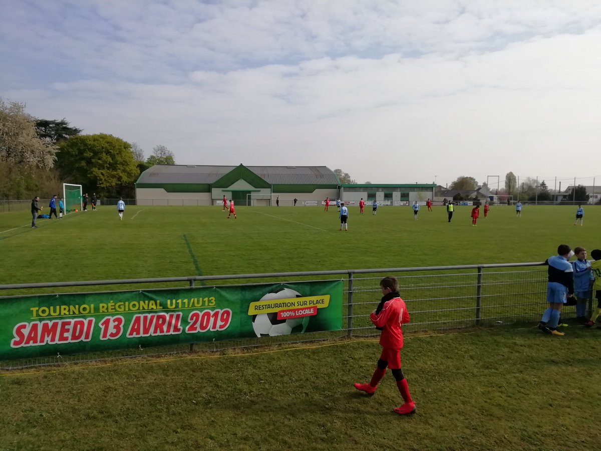 ameliereto's tweet photo. Tournoi Nozay #challengeU #U12U13 https://t.co/y9uKT4p7Sl