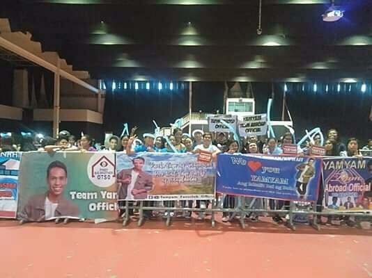 team_yamyam's tweet photo. Team FumiYam ready na... 
@gucongyamyam_
@shu
#FumiYamInvadesKCCMalls https://t.co/IUCZ3kyMJZ