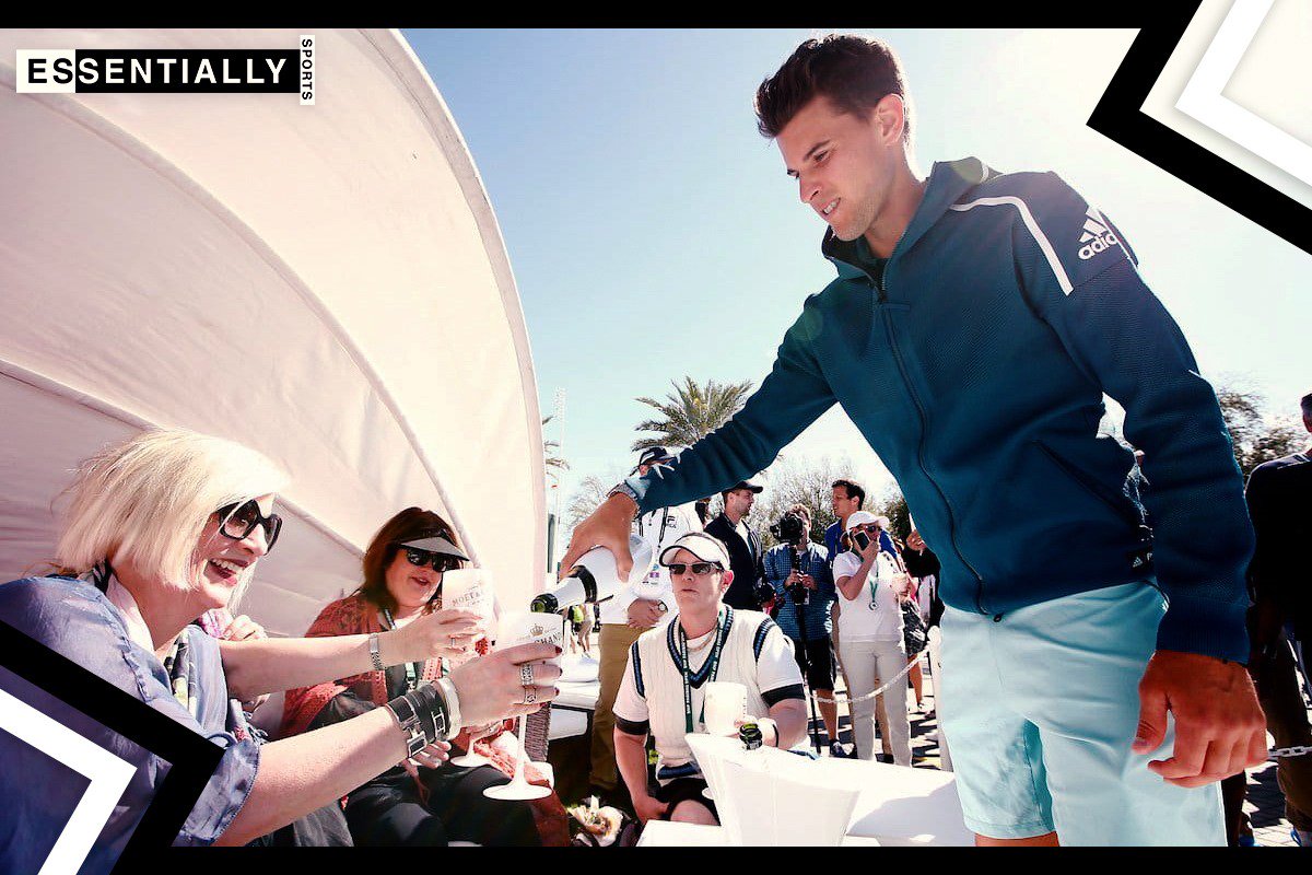ES_sportsnews's tweet photo. .@ThiemDomi knows how to start his weekend 😁

#DominicThiem #dominicthiem #domithiem #teamthiem #dominic #thiem #adidastennis #tennis #atp #Dominicthiem #argopen2019 https://t.co/WOkzvQGaFY