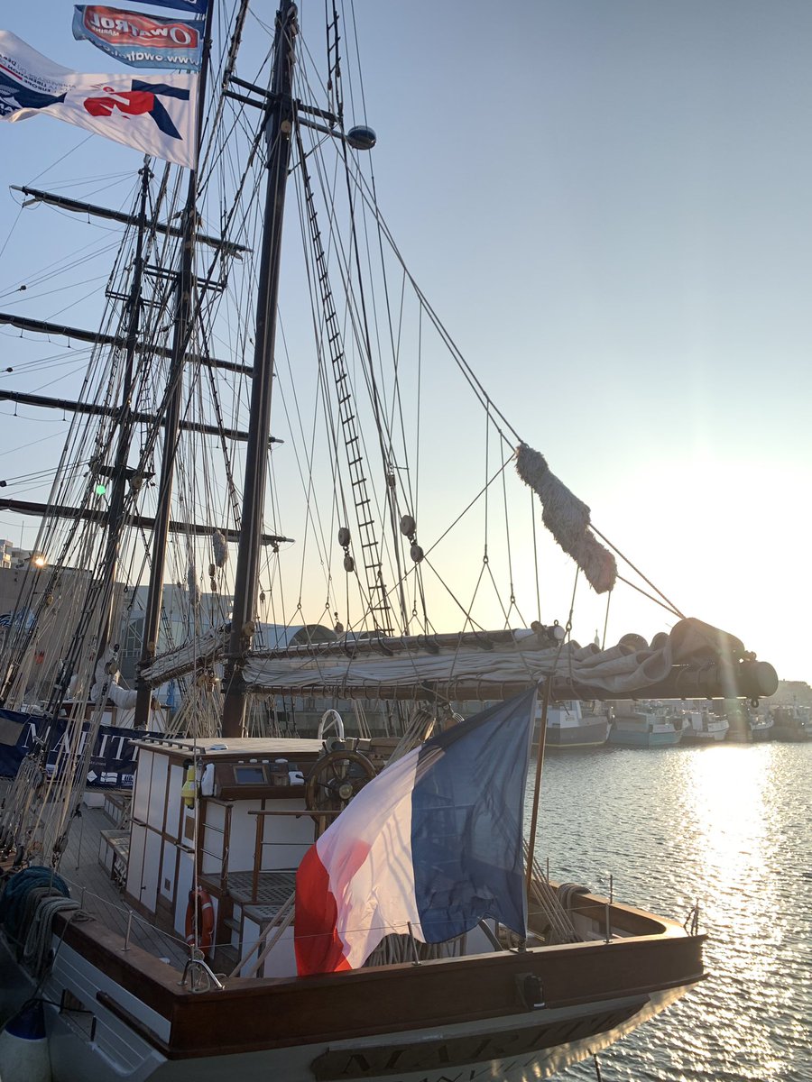 sboige's tweet photo. Le Marité à quai au Salon Nautique d’Arcachon, une merveille à visiter #Marité #salonnautiquearcachon https://t.co/ohoiK8UiUh