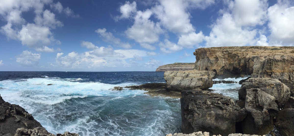 samii0303's tweet photo. #GeographyGeek #CoastalErosion #Headlands #Bays #Stump #FallenArch #Sedimentary # https://t.co/dH8CsG5uB4