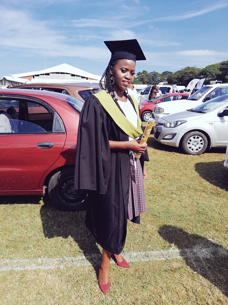 Sbusiendlovu's tweet photo. Mama I made it... β€οΈSeeing my mother's tears of joy was priceless... #electricalengineering #MUTGrad2019 https://t.co/jKYRLtzCHy