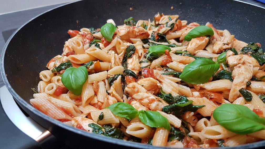 Dominiqueskitch's tweet photo. Delicious pasta with chicken and spinach
How to prepare it ๐https://t.co/wxW7tseWgs
#pasta,#chicken,#spinach,#food,#pastarecipes,#howtomakepasta,#pastawithchickenandspinach,#howto,#basil,#easydinner,#dinner,#recipes,#pastarecipe,#DominiquesKitchen,#cookingrecipes,#italianpasta https://t.co/5IDgOz00Xe
