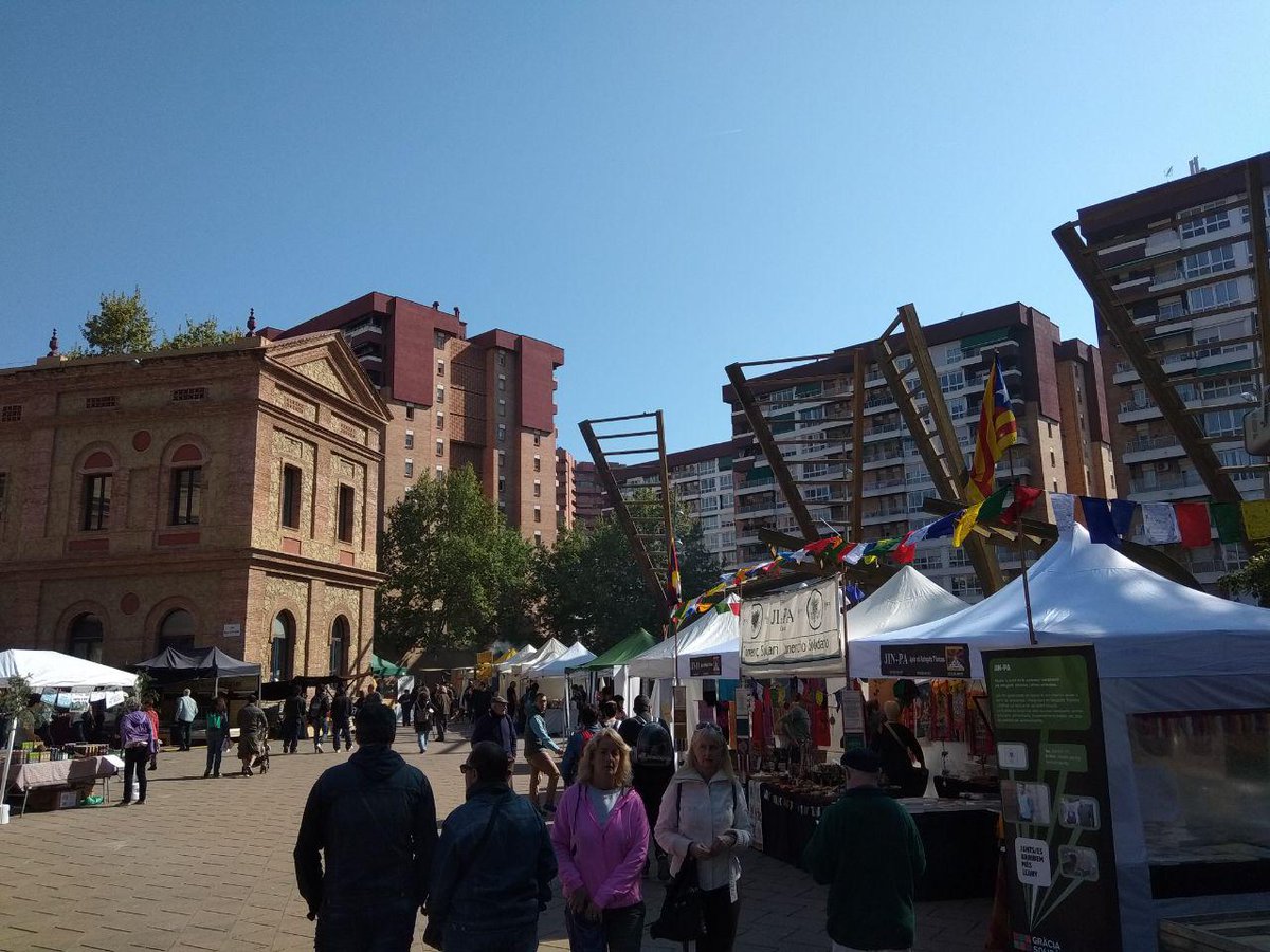 La desKapitalitzadora tweet media