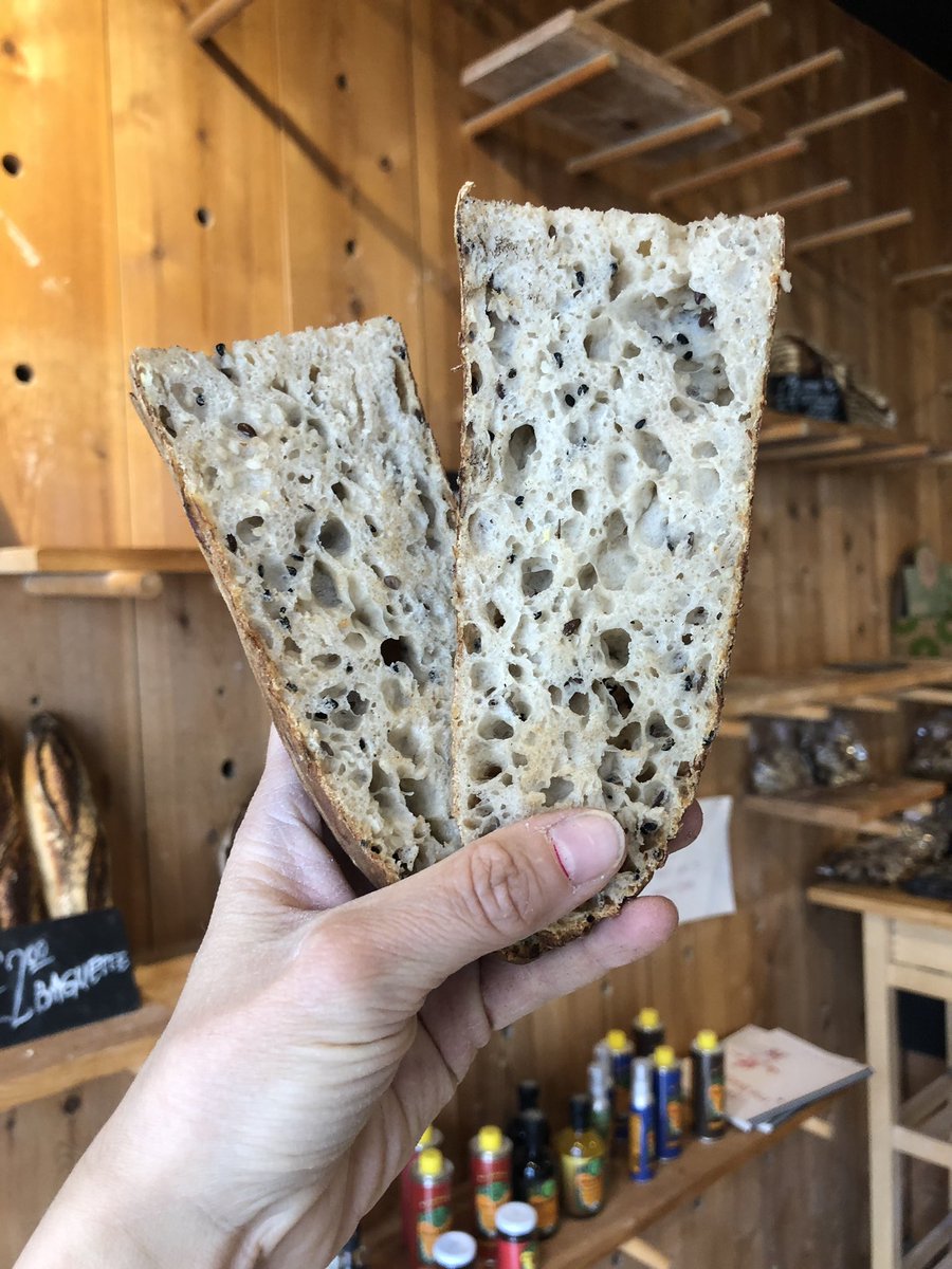 Oct26Bakery's tweet photo. Come get your hot loaf today, as we will then be closed until Thursday the 18th of April. #october26bakery #multiseed #bread #realbread #sourdough #countryloaf #loaves #naturallyleavened #fermentation #bakery #baker #londonbread #londonfood #londonbakery #food #foodie #yum https://t.co/OhB3ap5n4x