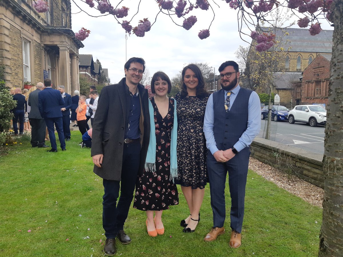 elliewhitt's tweet photo. Such a perfect day yesterday for a wedding (not mine obvs) and a reunion with my old office buddies! ππ°π #weddingday #PhDsquad #EHUpsychreunion https://t.co/IaNLJb1wnx