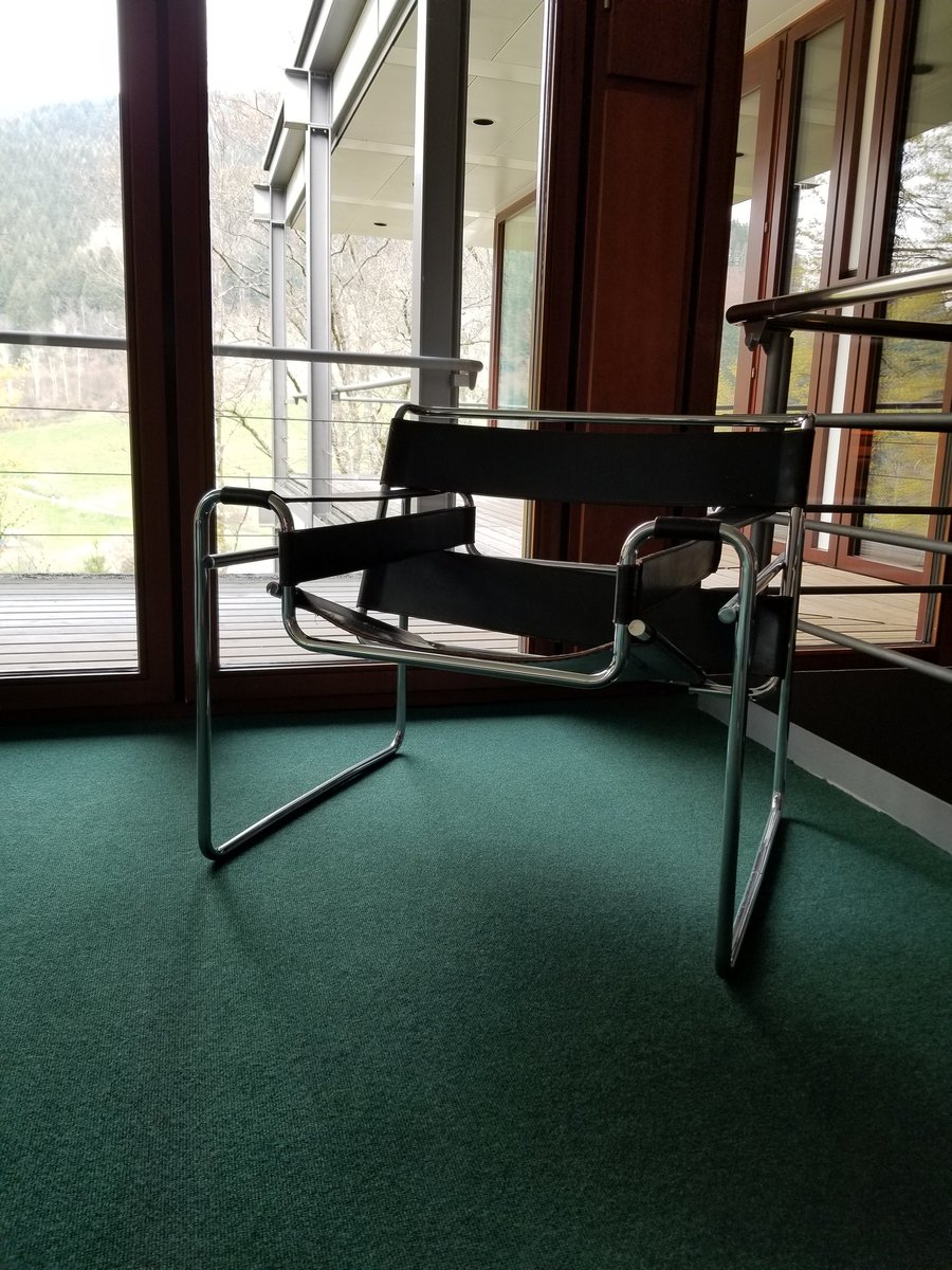 extremefriday's tweet image. The named chairs of Oberwolfach.

#WassilyChair #EamesChair #BarcelonaChair #RedAndBlueChair