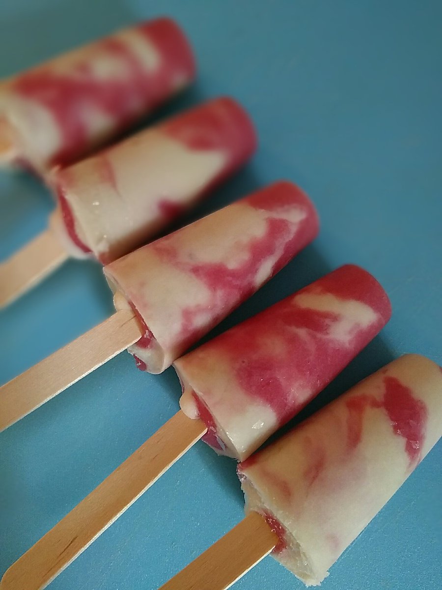 Rhubarb Ripple pops heading to <a href="/MumblesMarket/">Mumbles Market</a> #icelollies #thekitchencabinet