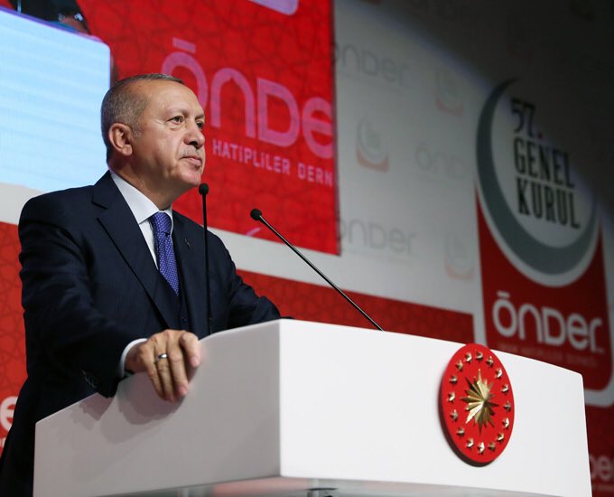 tcbestepe's tweet photo. “Milletimizin inancına ve değerlerine uygun bir eğitim sistemi inşa etmeden, hiçbir hedefimize ulaşamayız” https://t.co/87Z9DorCW2 https://t.co/UZAKh66YwJ