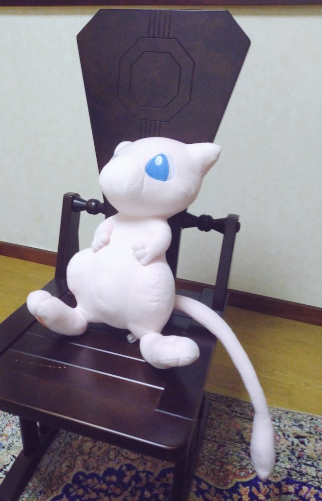 悲報 僕 新発売の 等身大ミュウぬいぐるみ が欲しすぎるも手が出ない 購入者の報告画像あり