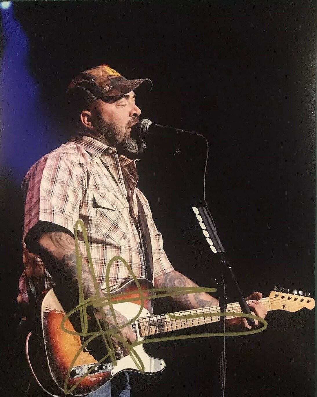 Happy Birthday, Aaron Lewis!   