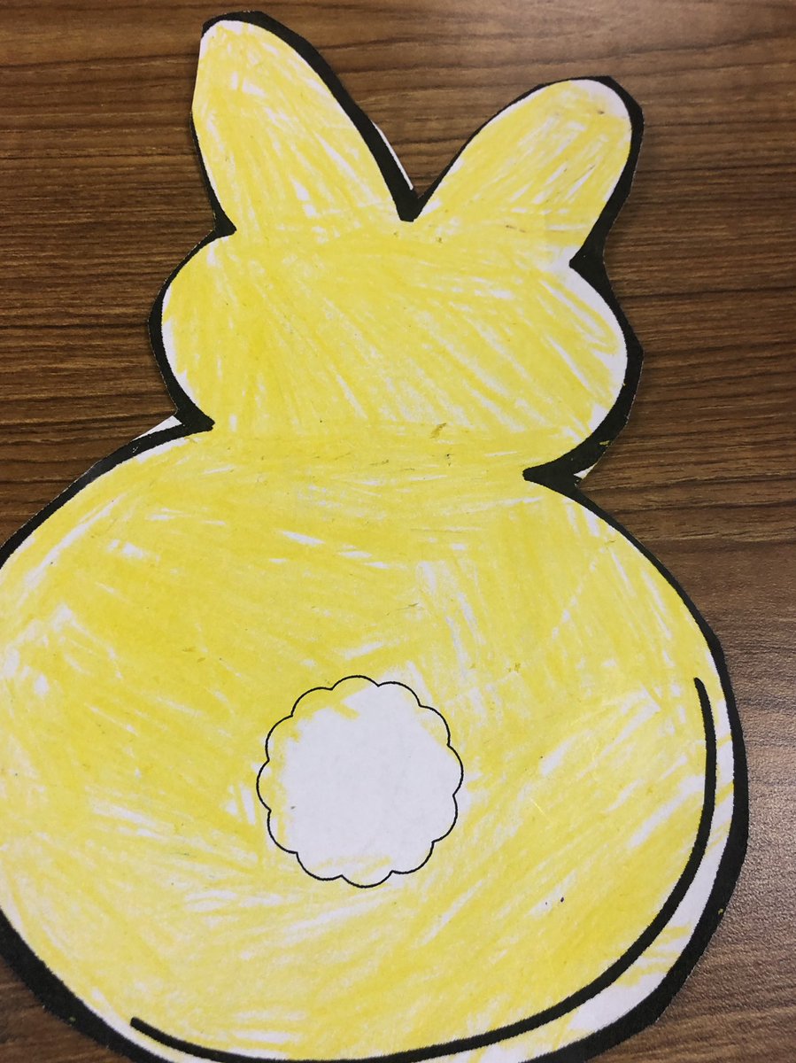 MrsEMcKnight's tweet photo. The Tale of a Lost Peep #hoppyeaster #PEEPS https://t.co/YzyESF9Ej6