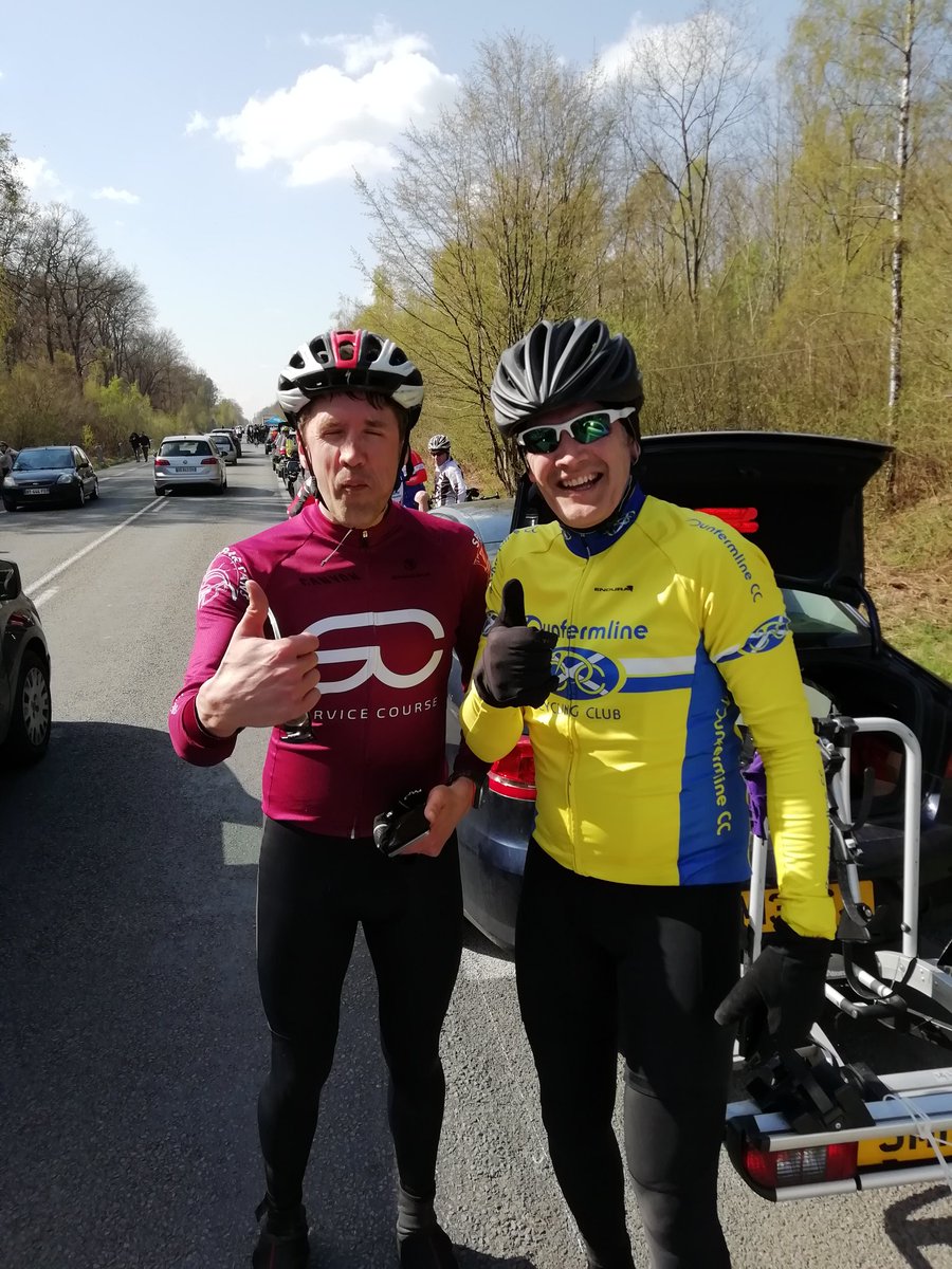 Bikeboxhireuk's tweet photo. Great day for @Paris_Roubaix - boys going well, just through the Arenberg. Everyone still upright @RidetotheSun @service_course @spartansvelo https://t.co/rHksgHHOeB