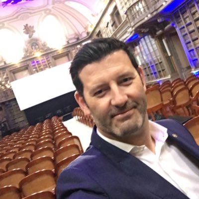 ptiago77's tweet photo. #NovaFotoDoPerfil https://t.co/Y7BDva30vi