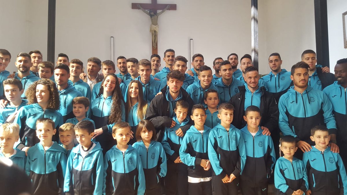 En la mañana de hoy se ha llevado a cabo la ofrenda floral a Nuestra Señora La Virgen de la Fuensanta por parte del Primer Equipo y de <a href="/efubconquense/">EFB U.B.CONQUENSE</a>.

#LaSalvacionDependeDeTi 
#VamosConquense