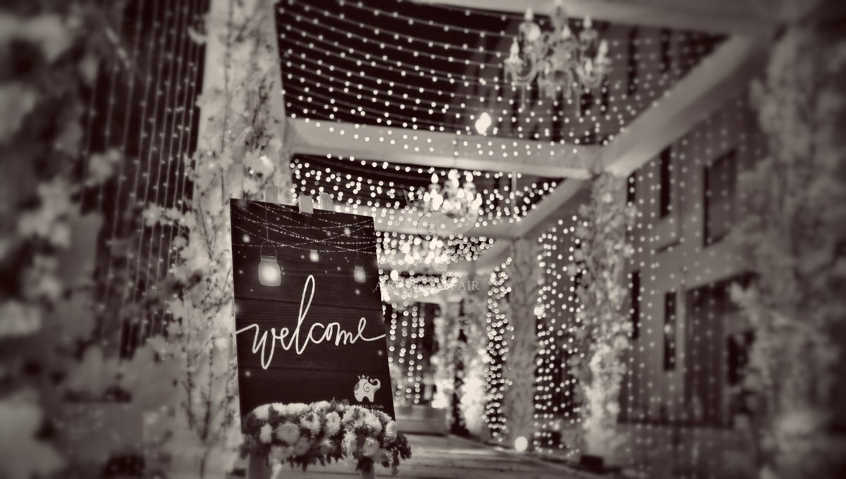 Let the light of love enlighten oir Hearts! ❣️
Decor Styling and Execution by team @ARoyalAffair1
#ARoyalAffair #DestinationWedding #WeddingPlanner #IndianWedding #IndianWeddingDecor #Decor #WeddingDecor #WeddingStyling #Love #Fairytale #luxuryweddings #Lights #LOVE #Retweet