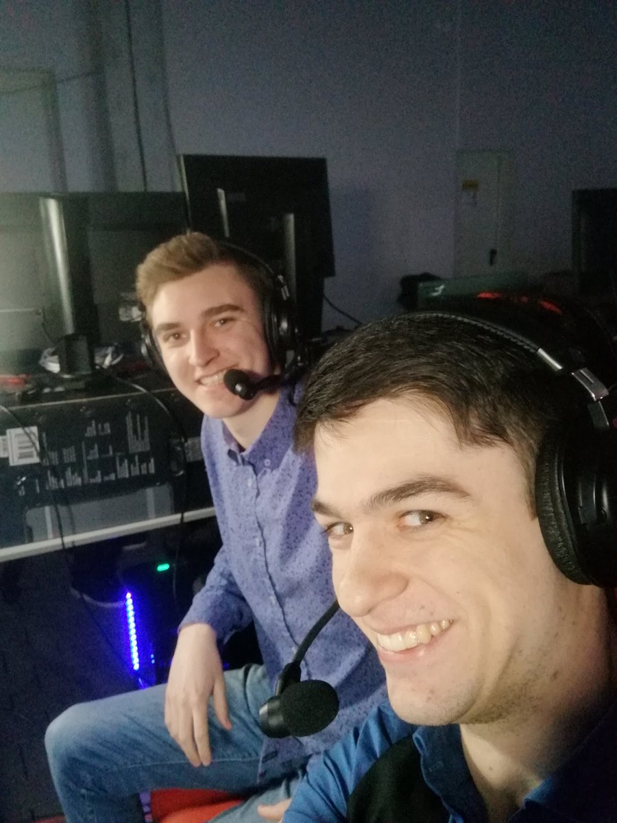 N30N_TV's tweet photo. https://t.co/PiNIvBtvpO rein da jetzt!! Sind gleich live mit dem Finale des #MTLegends Turnier hier in der Rothenbach Halle in Kassel. Kommt vorbei wenn ihr in der Nähe wohnt, der Eintritt ist frei. #Werbung https://t.co/EnMw9v0sON