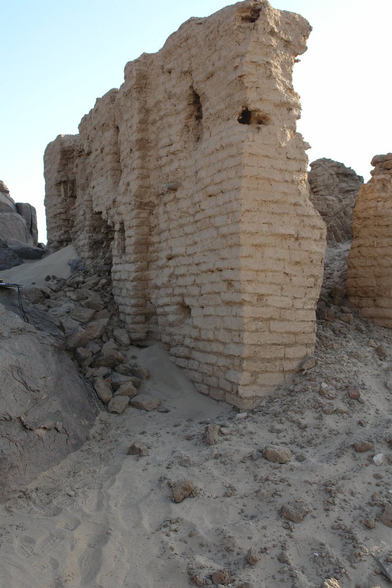 <minor>another feature of the makurian state were its hilltop christian monasteriesmasida was a small makurian church built in the medieval era , its mudbrick walls still preserve the remains of wallpaintings