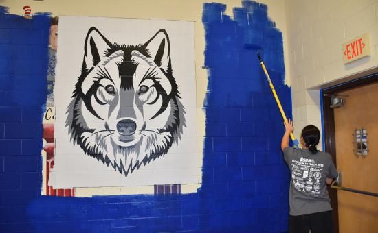 ISTAmembers's tweet photo. It’s time to nominate a school for @ISEAmembers Outreach to Teach 2020! View photos from this year’s #O2T2019 at Redkey Elementary and find more information on schools that are eligible to apply this year. Deadline is May 1.  https://t.co/Sg6JehnLm3 https://t.co/M1eMJeQdMl