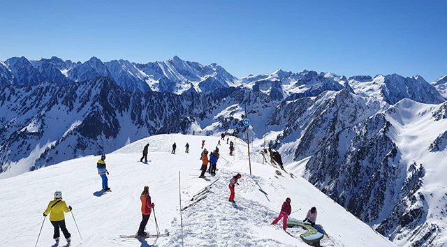 npyski's tweet photo. [en direct] il est encore temps de venir skier !!!
.
.
.
#cauterets #npy #npyski #npy4 #printemps #hautespyrenees #pyrenees #mypyrenees #tourismeenoccitanie 
#ski https://t.co/KSMwtkR7HM https://t.co/anrEssNkec