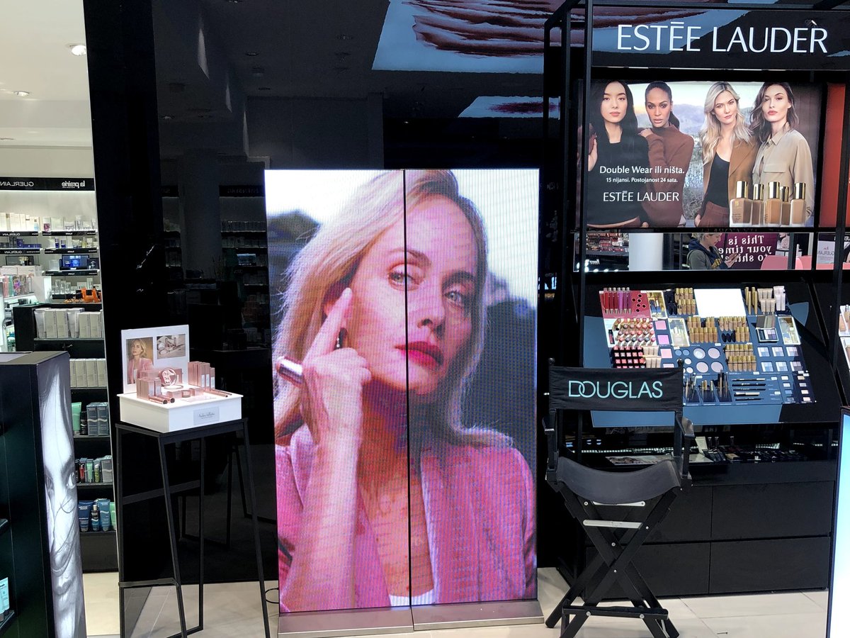 new installation of our LED iPoster screens for Douglas. More information for LED iPoster: screenzled.co.uk/products/i-pos… pic.x.com/dd6L09BziO