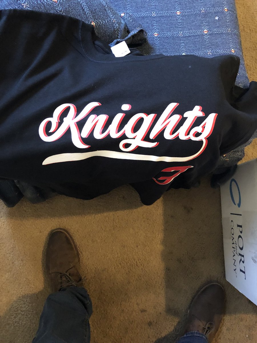 eta_knights's tweet image. Those alumni weekend shirts are straight fire 🔥🙏🏽 #RIPTre #EtaAlmuniWeekend2K19
