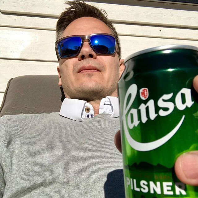 vidarsvendsen's tweet photo. God påske #utepils https://t.co/IJjhLT32NA https://t.co/U9Aa9RULvJ