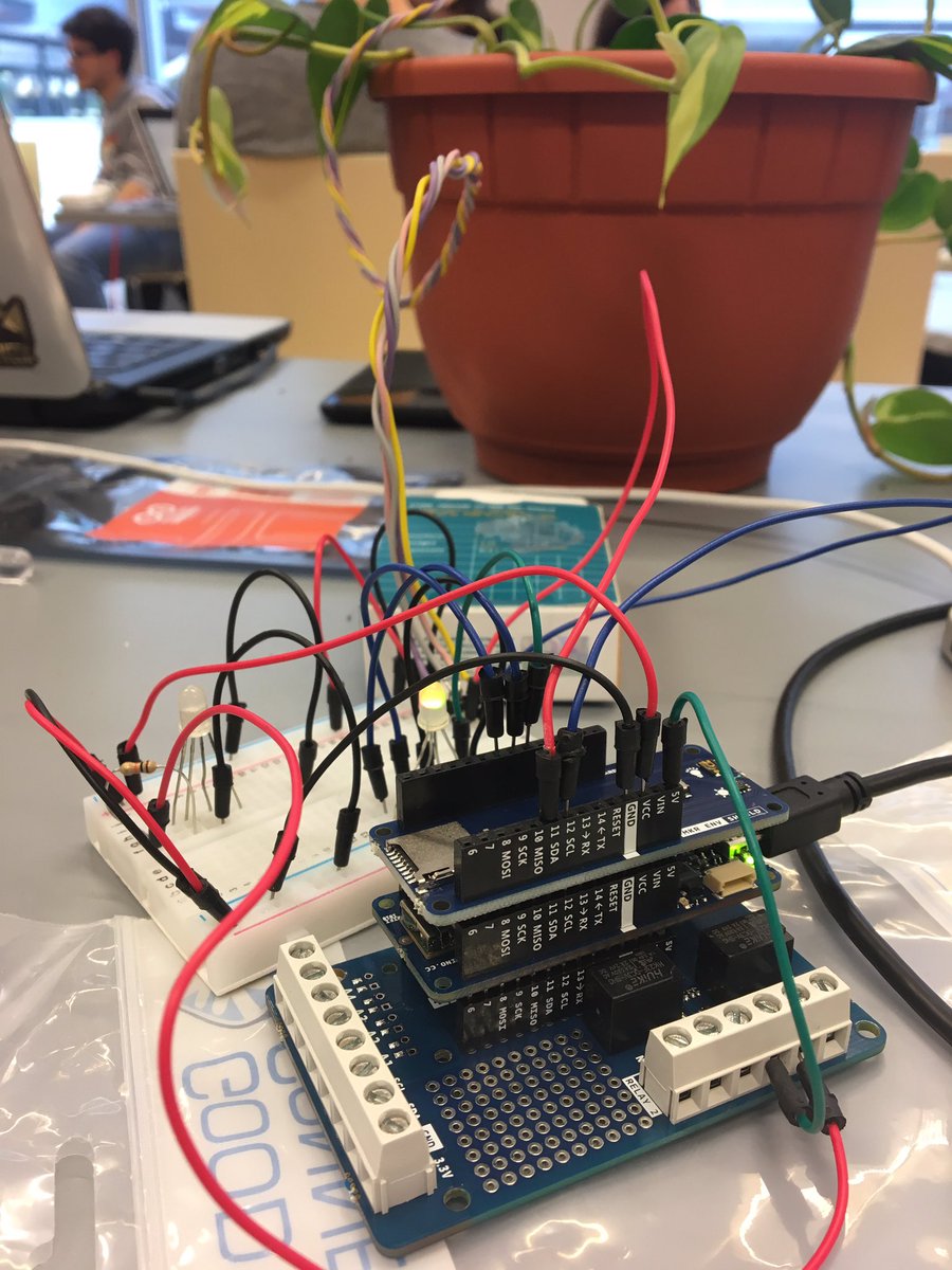 mpincheir's tweet image. Hacking a plant with @speckandtech   and the new #ArduinoMKR