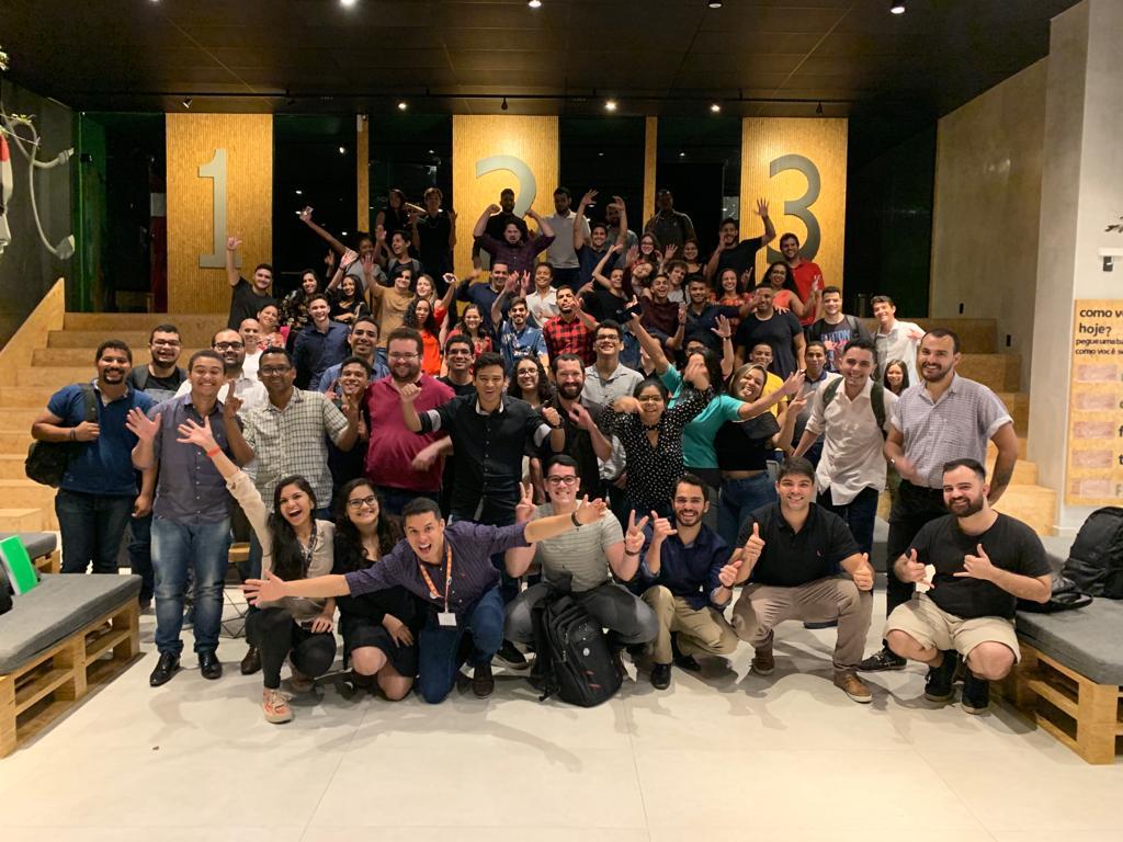 undboficial's tweet photo. Ontem os alunos dos cursos de #Administração, #CiênciasContábeis, #EngenhariaDeSoftware e #SistemasdeInformação marcaram presença na Black Swan, apresentando suas ideias de #negócios em um pitch. #TeamUNDB #UNDB https://t.co/F4GtGiniOH