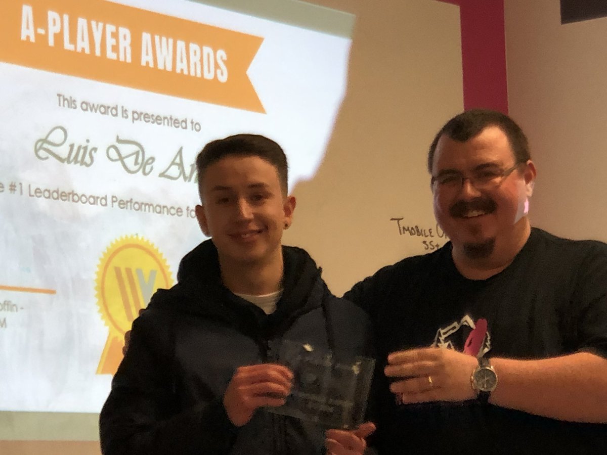 ReeseParkison's tweet photo. Great #recognition meeting with the #DenverNorth @WirelessVision team. Lots of success happening here. @simplesimon34 @swansontmo @ChineaStacy https://t.co/R1zf2XVTSe