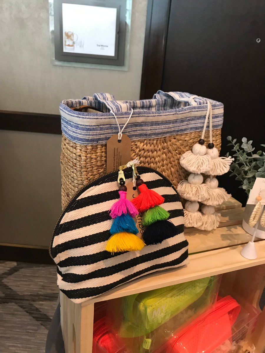 Explore Edina tweet media