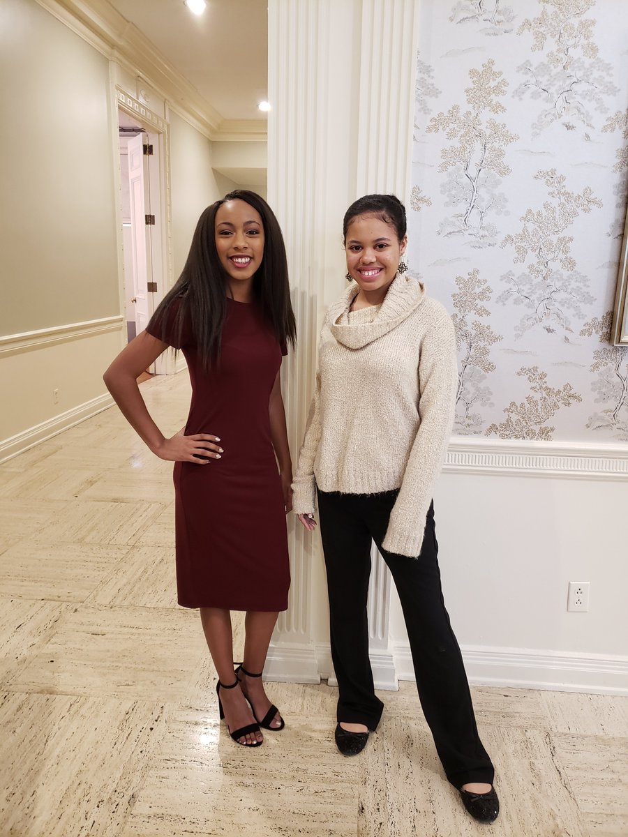 HTaylorSchlitz's tweet photo. Ppl sometimes want to say I am an #outlier. But I am here in #TylerTX & hanging out with early college high school graduating senior #MorganCarter. She graduates with her AA & high school diploma in May. #BlackGirlMagic is everywhere. #BlackExcellence #BlackGirlsRock https://t.co/S1oY9N2xOc