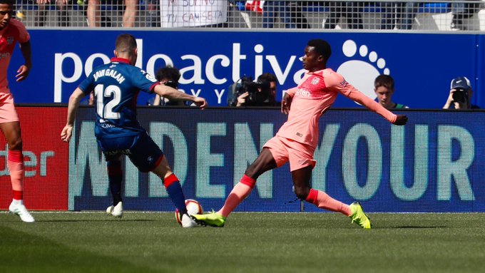 Voir l'image sur Twitter