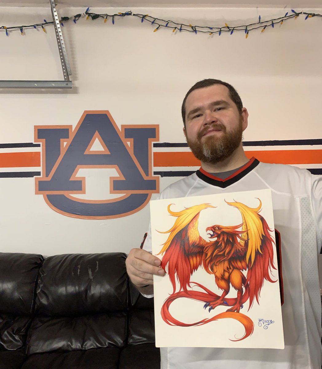 mattmatson's tweet photo. New logo design incoming thanks to amazing artist Rebecca Koehnen. Follow her on https://t.co/rNk7OoW8nm and hire her for your projects! #phoenixosb #Twitch #gaming #LogoDesign https://t.co/GERWf7gZu7