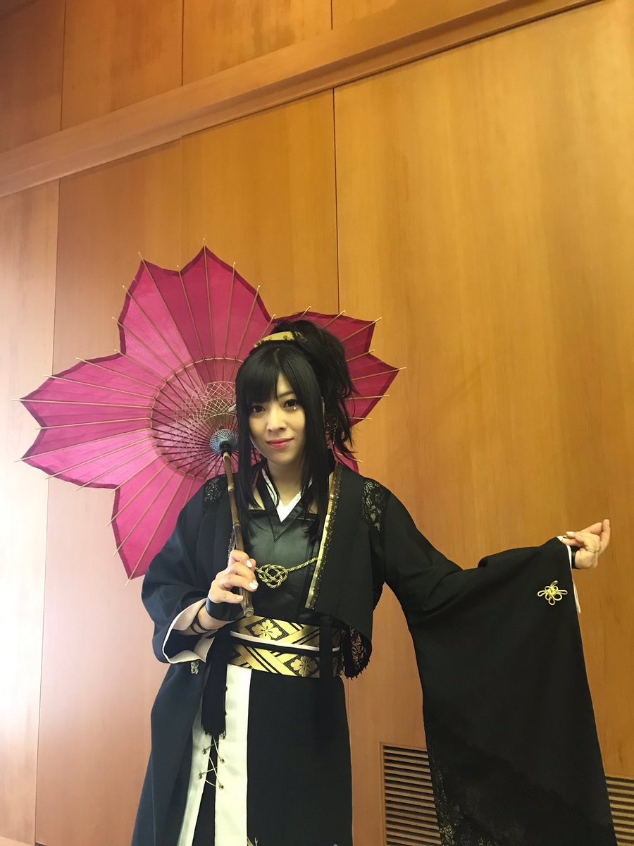 鈴華ゆう子yuko Suzuhana 和楽器バンド5周年in出雲大社御遷宮奉納ライブみんなありがとうございました あぁ 幸せなひと時だったなぁ 新衣装でしたっ そしてこの桜和傘は岐阜県の和傘casaさんの特注 私用に作って頂きました