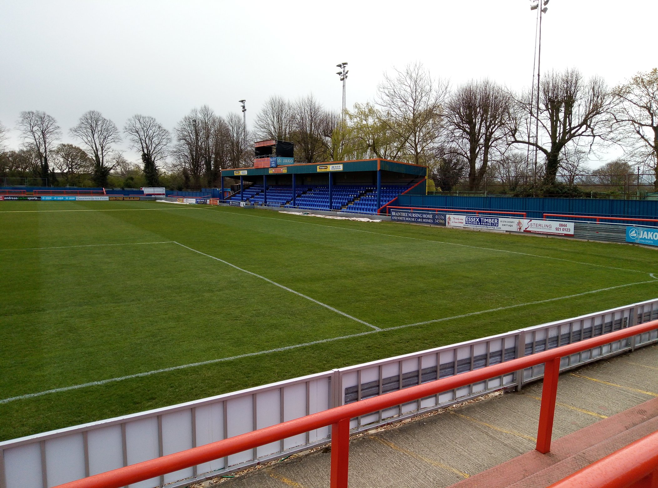 Braintree Town FC on X: "The Cressing Road Stadium is looking good for today's league match with AFC Fylde. Get down here soon and cheer the Iron on to victory!! https://t.co/XyFqn2iuXg" /