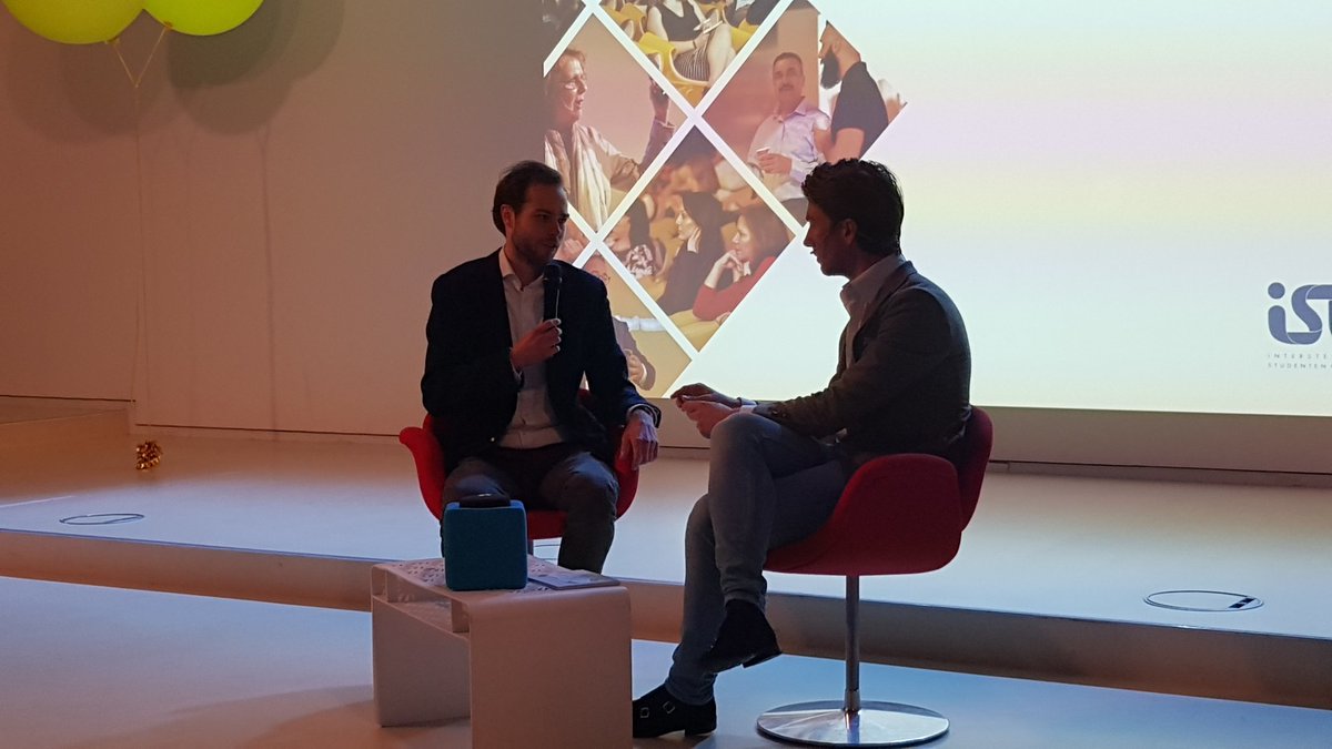 CAT_UUcentre's tweet image. &quot;Waardering en erkenning voor docentschap&quot; de belangrijkste reden om verkiezing te houden, aldus Tom van den Brink, voorzitter @HetISO, alumnus van de UU. #AcademicTeaching