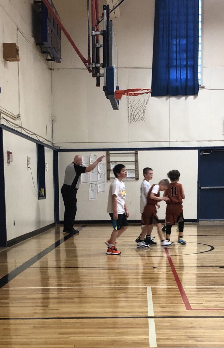 workbasketball's tweet photo. You know you’re in for a great game when Dave McCrae is the referee! He’s awesome with these young kids, just like he is with the high school players. @Deon_Wil #halifax #basketbal #referee https://t.co/3SGHpbyXjd