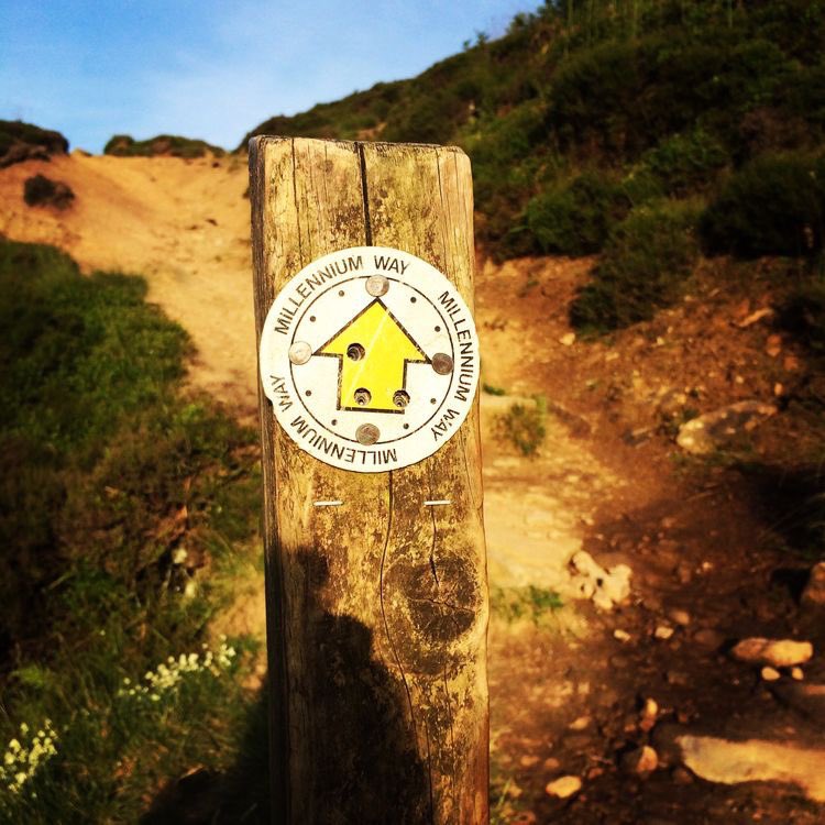 SaltaireStrider's tweet photo. Calling all running clubs: Entries are open for the Bradford Millennium Way Relay, which will be on 23rd June this year! @BarlickFellRunn @IdleAc @LBTClub @FarsleyFlyers @bramleybreezers @roundhayrunners @ChapelARunners @ValleyStriders @abbeyrunners  
https://t.co/R8qa5jmMln https://t.co/iAY6m4p7L8