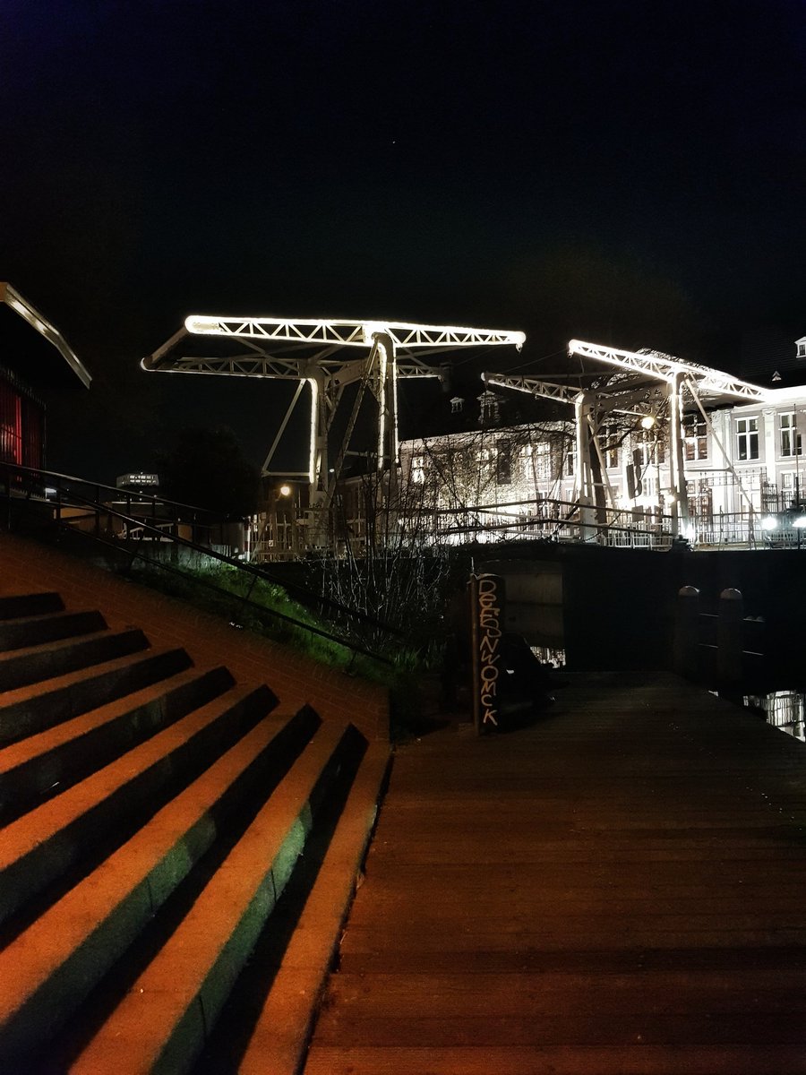 jolanda_out's tweet photo. #demunt #utrecht #abeltasmanbrug https://t.co/SLpr0aSBgR