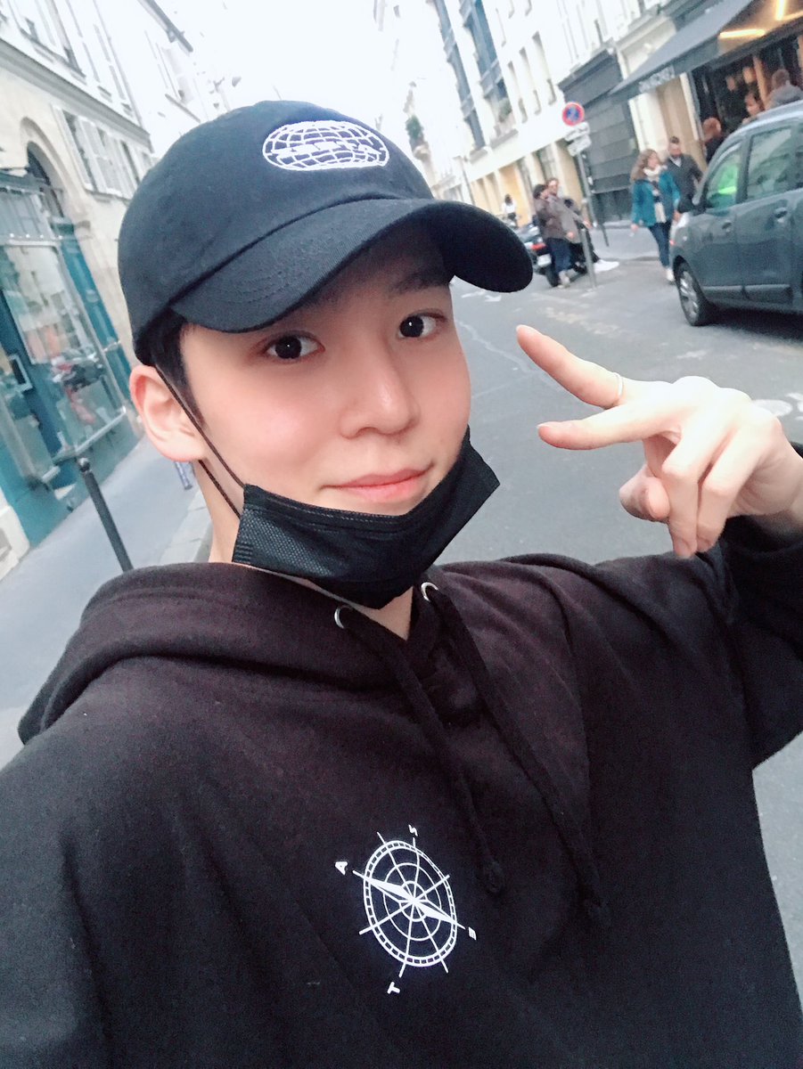 [#윤호] 옷, 모자는 에이티즈!💕 윤호는 민낯티즈!😱
#ATEEZ #에이티즈