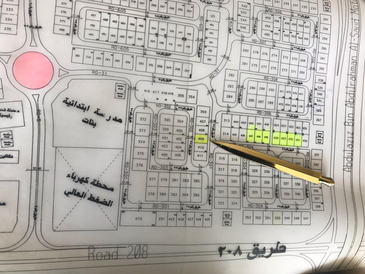 للبيع ارض في الفنيطيس
ق 3 قسيمه 409
بطن وظهر - 400 متر 

الحد 320 الف
المراجعه 315 الف

مؤسسة اللوغاني العقارية
65011700