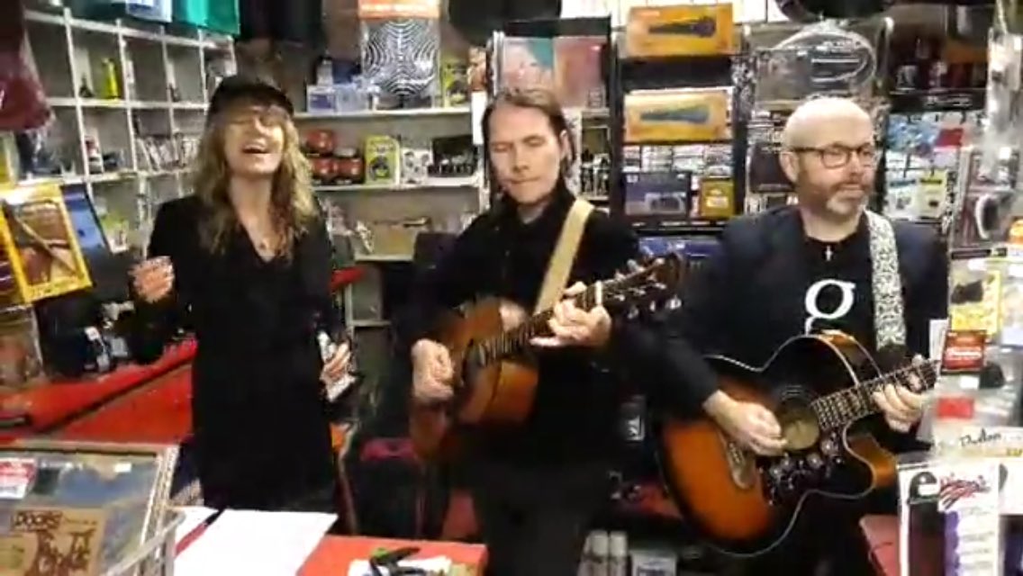 TheGravityDrive's tweet image. Loved playing for @BridportMusic today @RSDUK you can watch our full set here facebook.com/20361267310554…