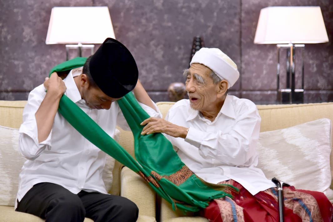 Alfandiku1's tweet photo. #JokowiMenangTotalDebat 
Amin @izulQcakep @Ujung_Galuh01 @AZIZSAJA3 @GusGuff https://t.co/raVsXe3PuV