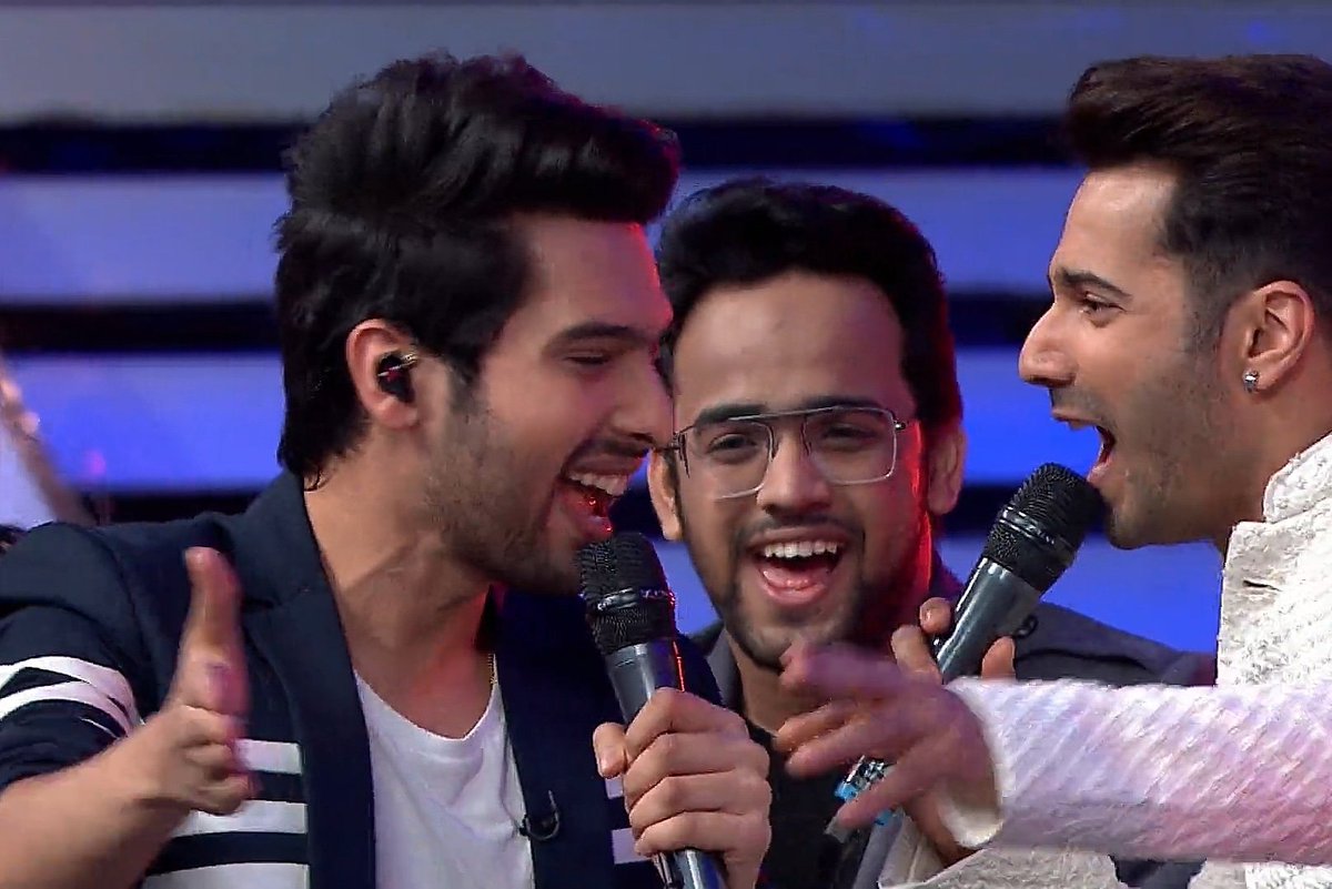 CAN'T WAIT FOR THIS #VarMaan MOMENT @ArmaanMalik22 @Varun_dvn 😍😍😍
SUPER EXCITED FOR TONIGHT #TheVoiceOnStarPlus 😍😍😍
FAVORITE IN ONE FRAME 😘